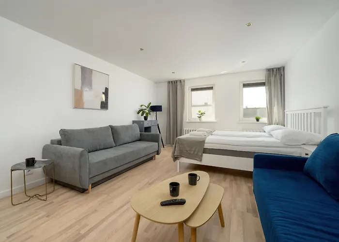 Przestronne Studio Przy Rynku We Wroclawiu Z Klimatyzacja I Wanna By Noclegi Renters